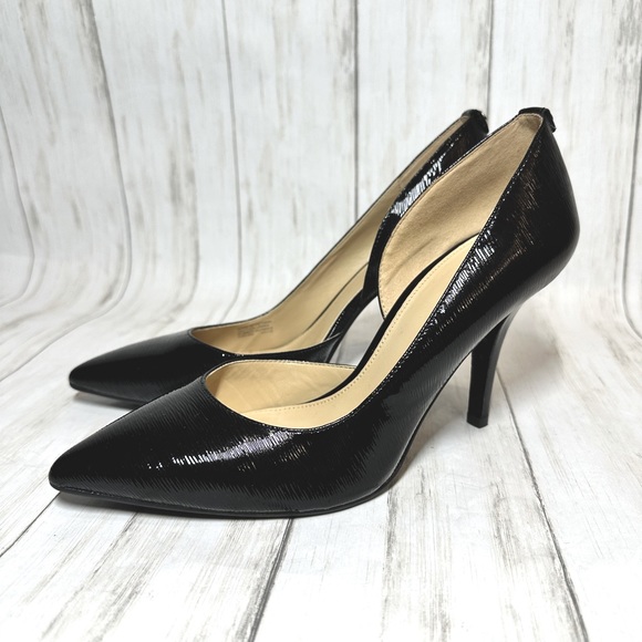 Michael Kors Black patent leather withe texture Nathalie pumps size 8.5 - Picture 2 of 9